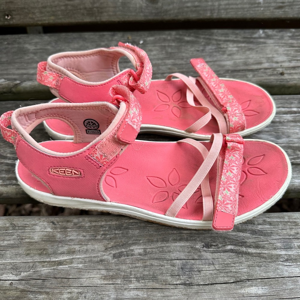 Keen Verano Sport Sandals Peach Pink Big Girls Sz 5 Adjustable Straps Water Shoe